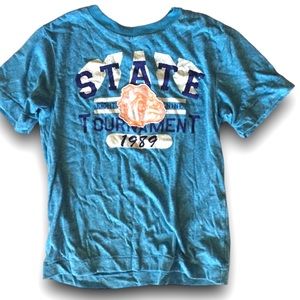 NWT short sleeve tee with graphics